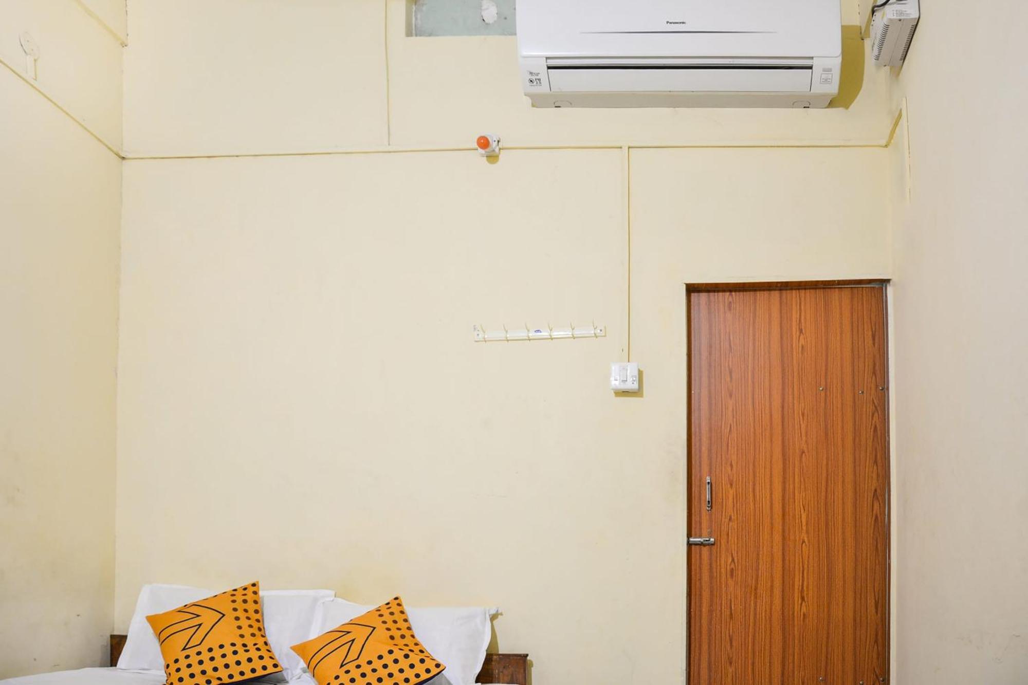 Hotel O Flagship The Residence Inn Brahmapur Εξωτερικό φωτογραφία